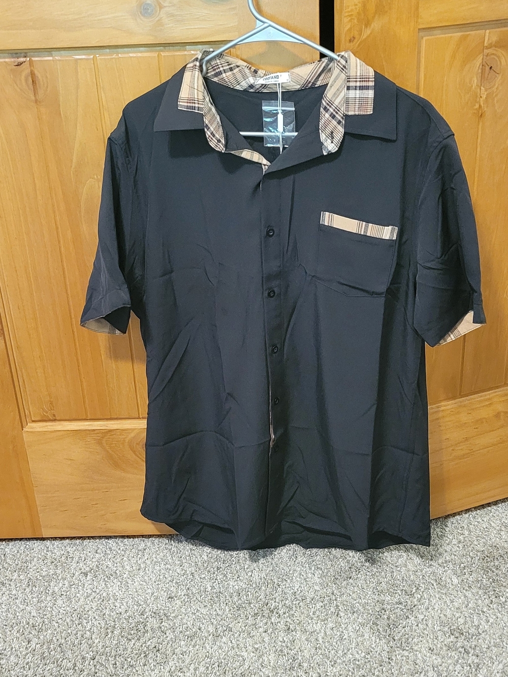 Men's Short-Sleeve Black Button-Down Shirt with Plaid Trim